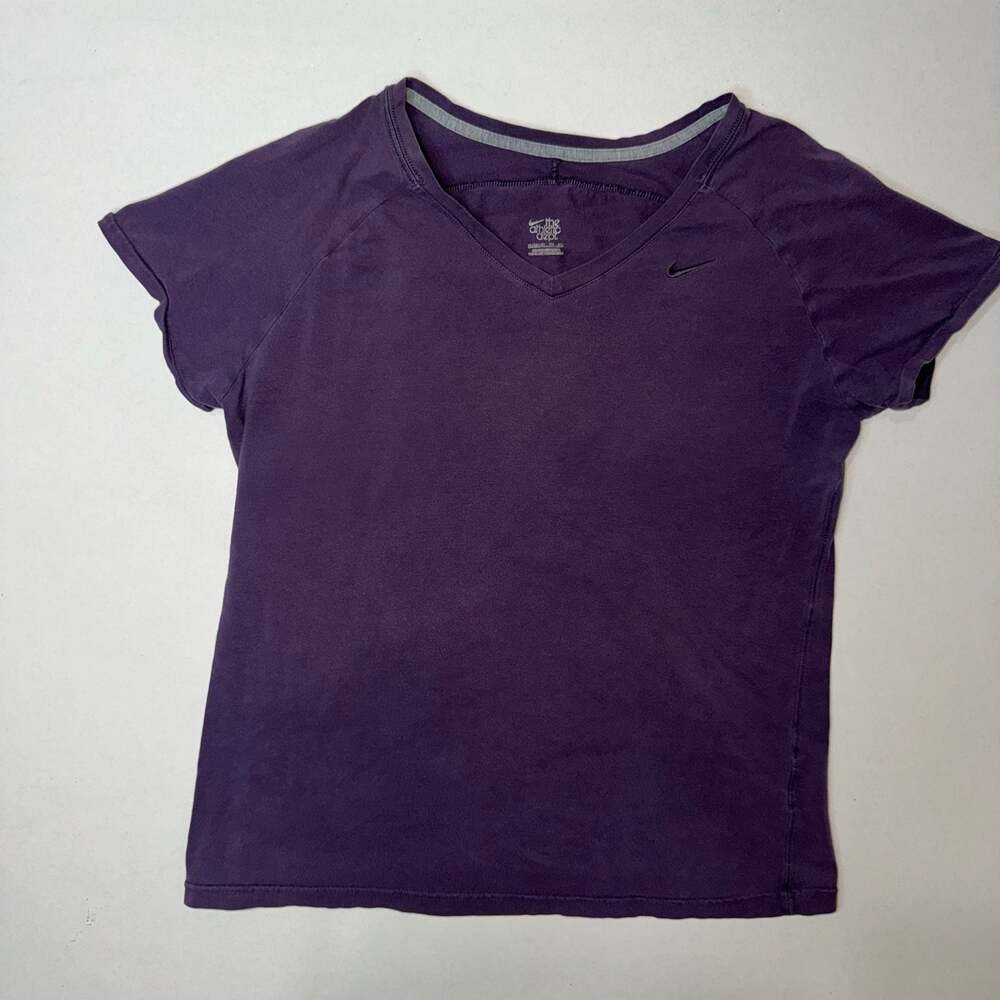 Nike The Athletic Dept. Purple V-Neck Short Sleeve T-Shirt Size Small
